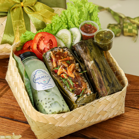 

Nasi Bakar Puan Package | Hampers Ramadhan Nasi Bakar + Buko Pandan | Paket Hantaran Lebaran | Hampers Berbuka Puasa Premium