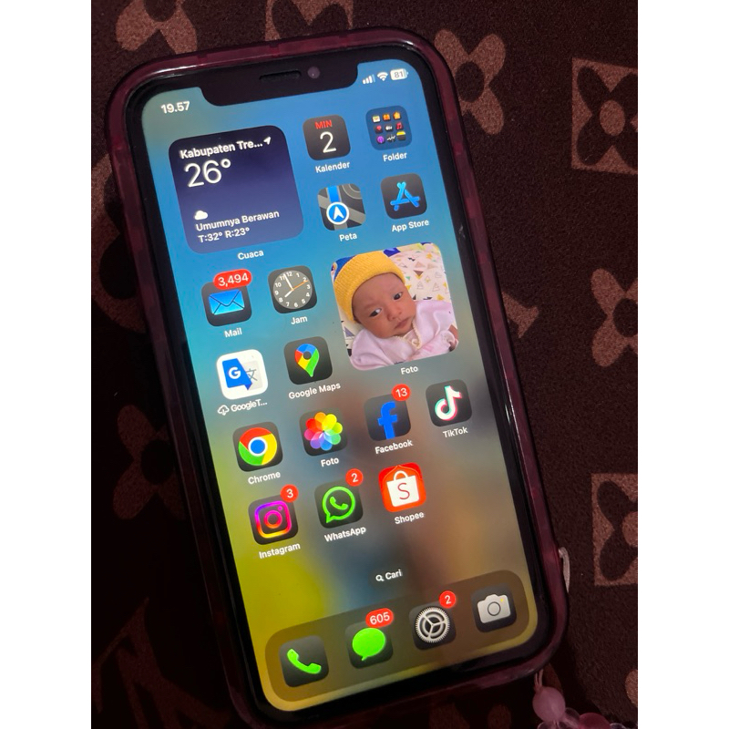 iphone xr 128 gb second mulus warna hitam , all operator