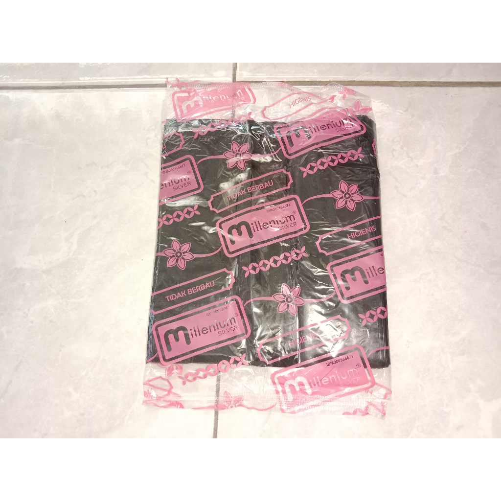 (1 IKAT) Kantong Plastik Kresek Millenium Warna Hitam Kecil uk. 15
