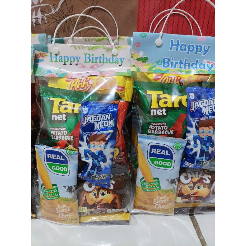 

Paket Murah FS058 Bingkisan Ulang Tahun / Souvenir Ultah / Sneck Ultah
