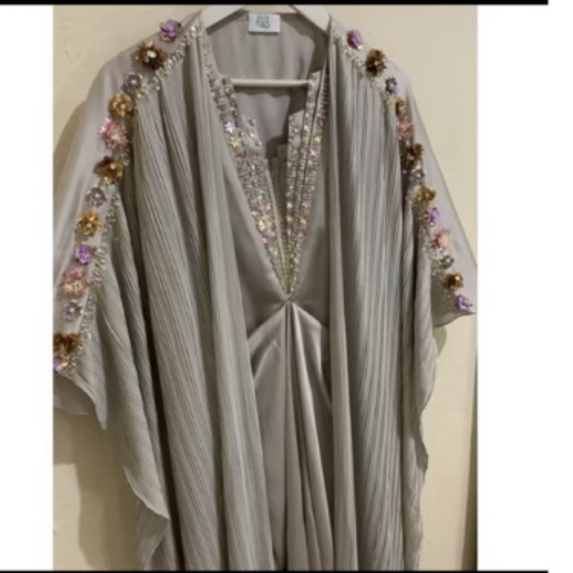 PRELOVED KAFTAN AVA PROLOGUE