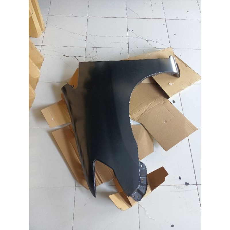 pipi samping/fender innova 2011-2015