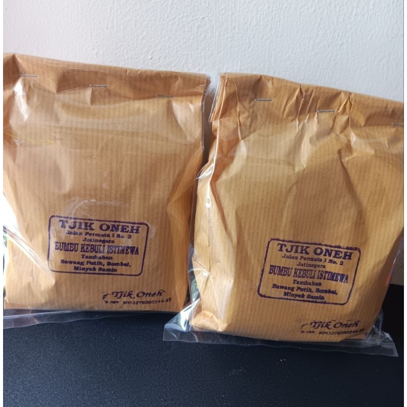 

Tjik Oneh Bumbu Kebuli Istimewa (250GR, 1KG)
