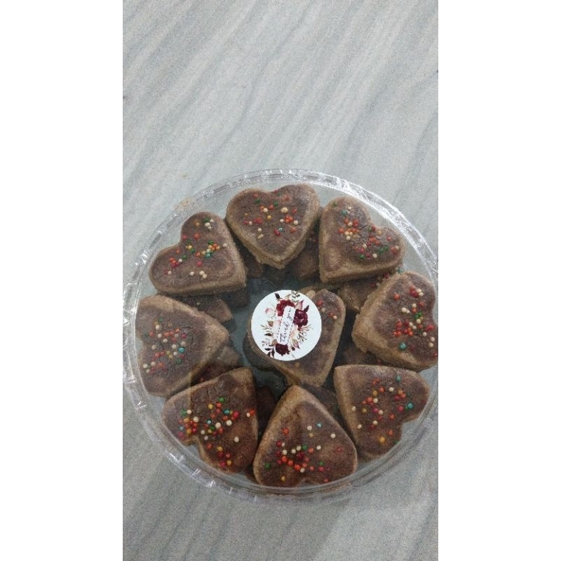 

Kue Lebaran choco love kue kering coklat hati 500g