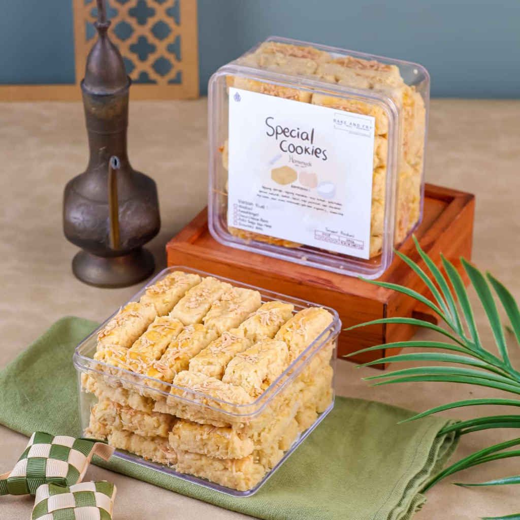 

Special Cookies Kasstengel Kue Lebaran Keju Edam, Cheddar dan Parmesan Jar of Happiness