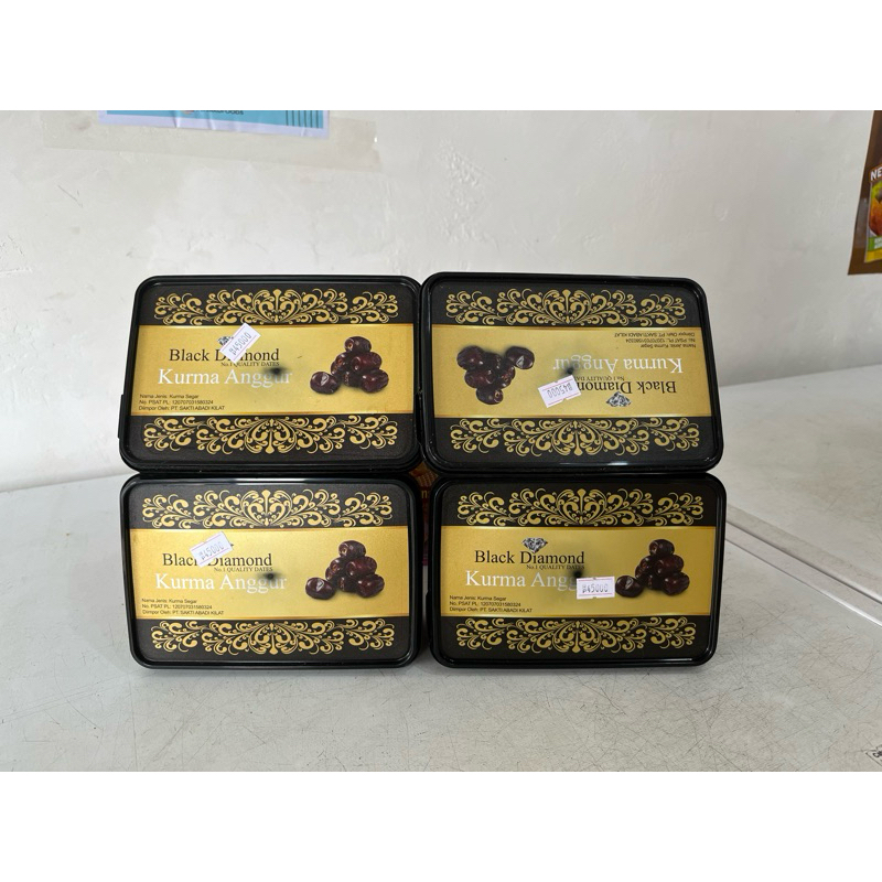 

KURMA ANGGUR BLACK DIAMOND 500gr