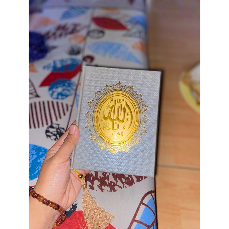 

Yasin Hardcover