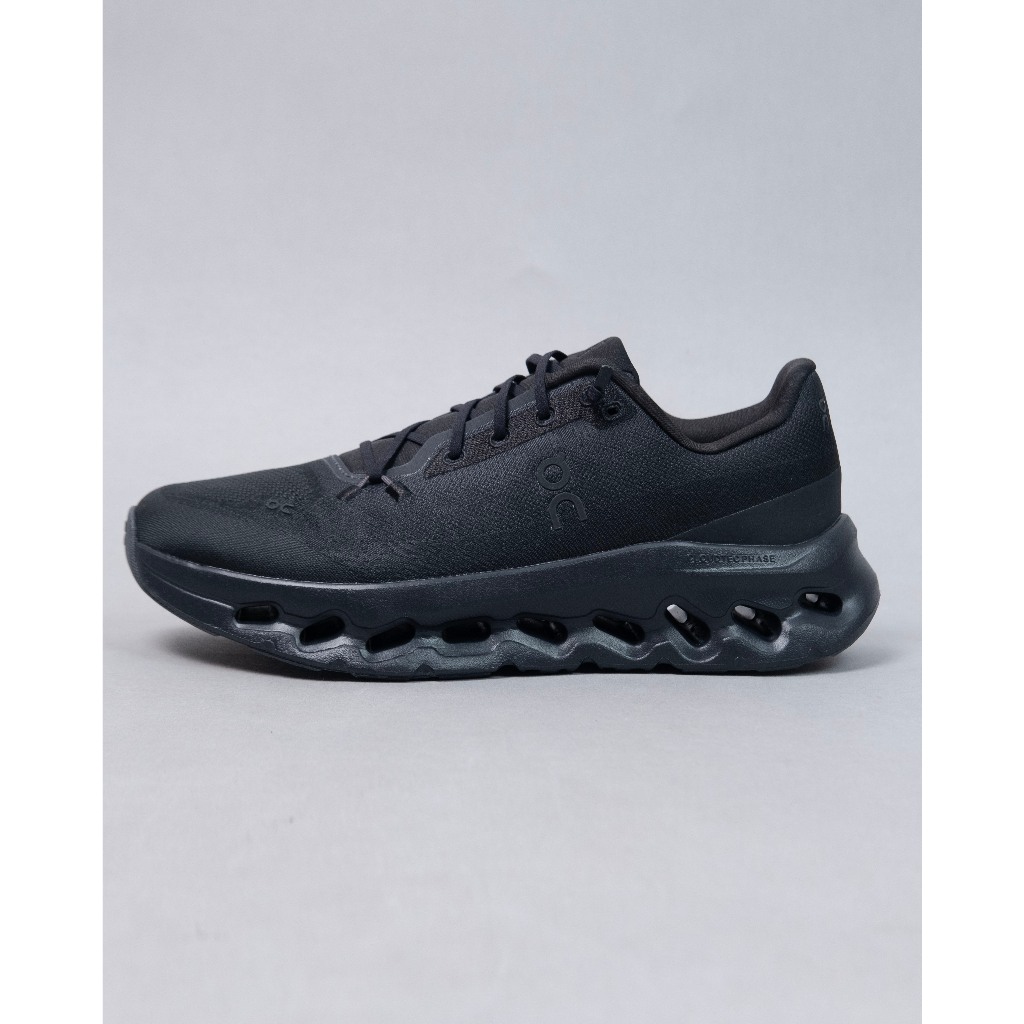SEPATU LARI / RUNNING SHOES CLOUD TILT - FULL BLACK