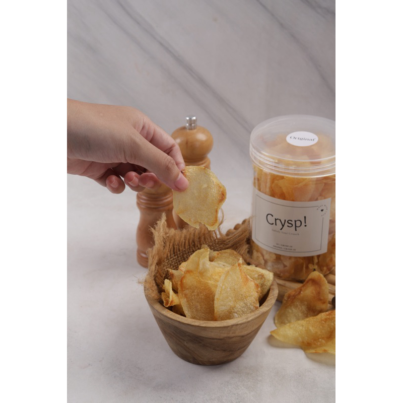 

Crysp - Potato Chips Original - Keripik kentang renyah, tipis dan gurih