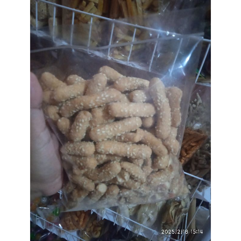 

ANEKA SNACK MURAH KECIPUT KETAN WIJEN / CEMILAN MURAH RENYAH 250 GRAM