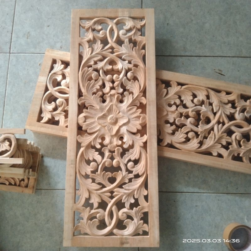 ukiran tebeng 85x30 lubang angin angin