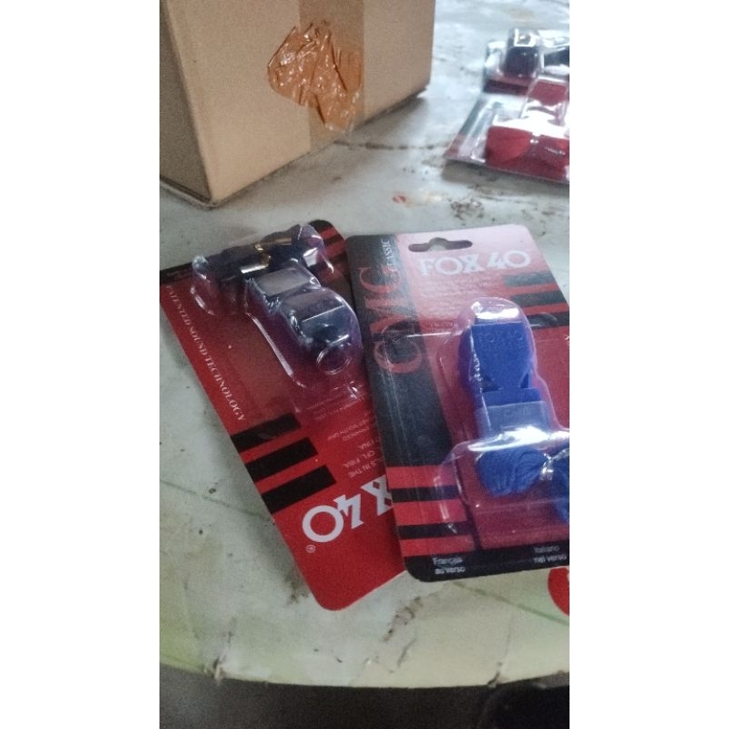 peluit sepak bola, peluit latihan, alat olahraga