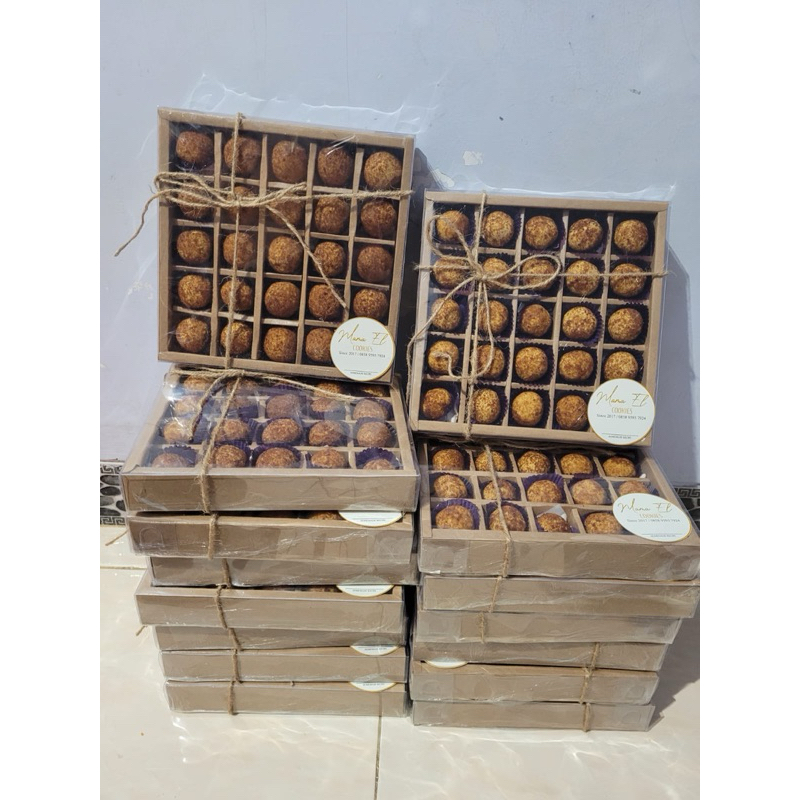 

kue kering box sekat