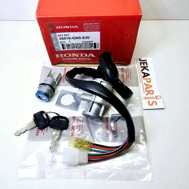 Kunci Kontak Key Set Motor Grand Astrea Legenda GN5.