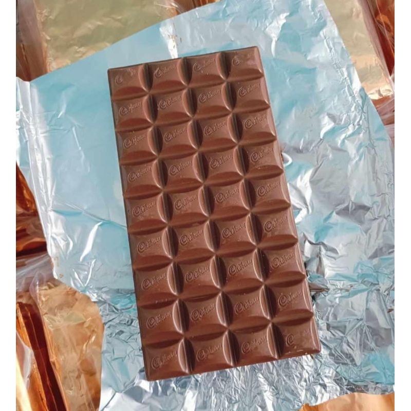 

cokelat diary milk foil 165gr