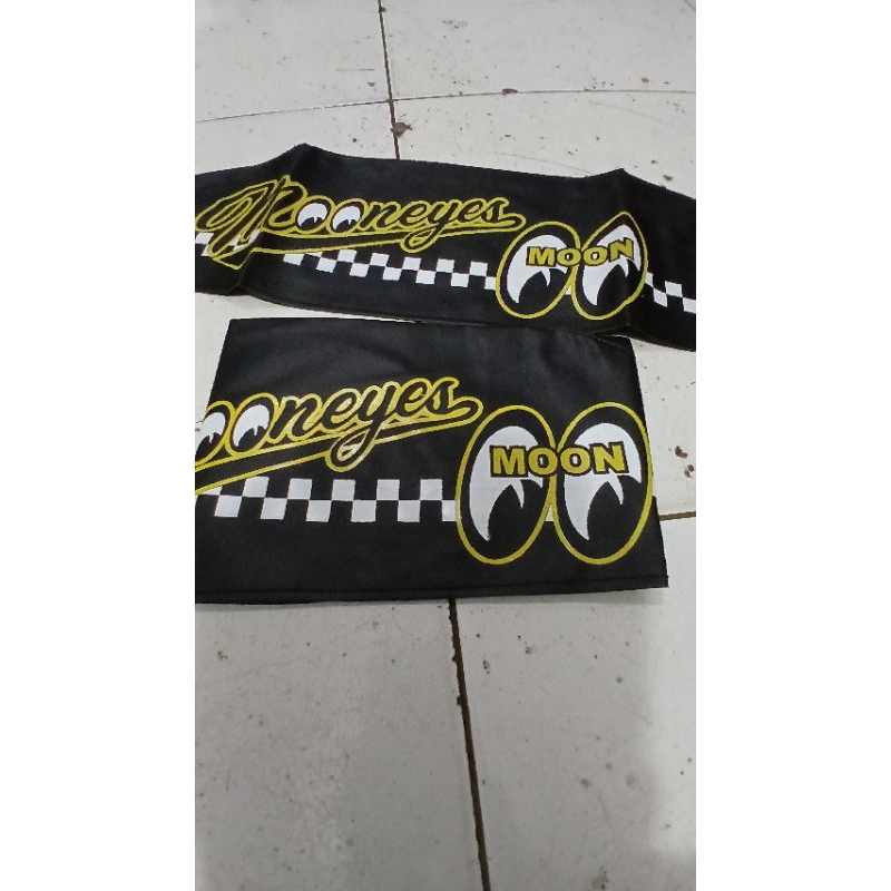 sarung tepong vespa mooneyes