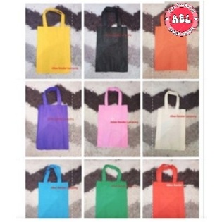 

Goodiebag tas kain spunbond 25x35x10 cm | tas kantong belanja,tas souvenir,tas ultah,tote bag murah, goodie bag