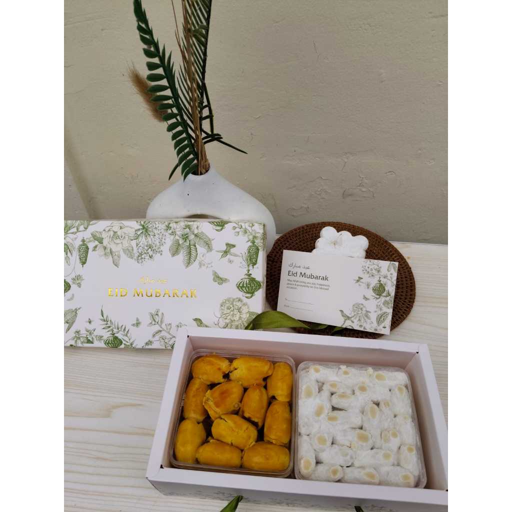 

PAKET KUE KERING HAMPERS UKURAN TOPLES 300 GRAM TERDIRI 2 TOPLES