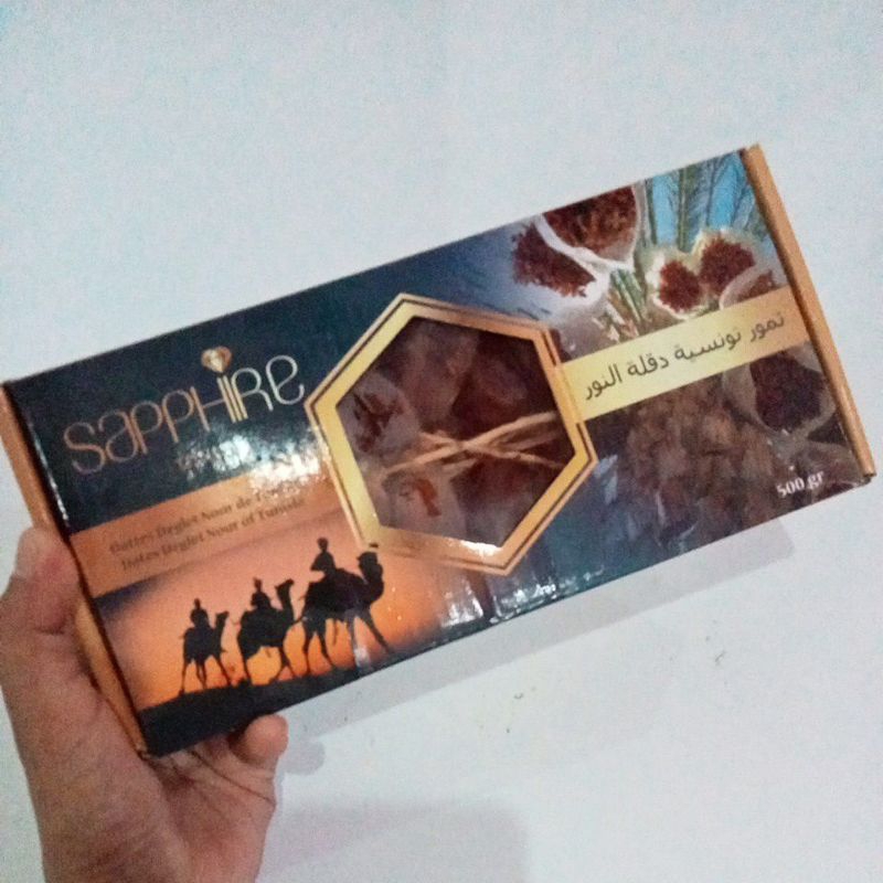 

Kurma Tunisia Tangkai 500gr