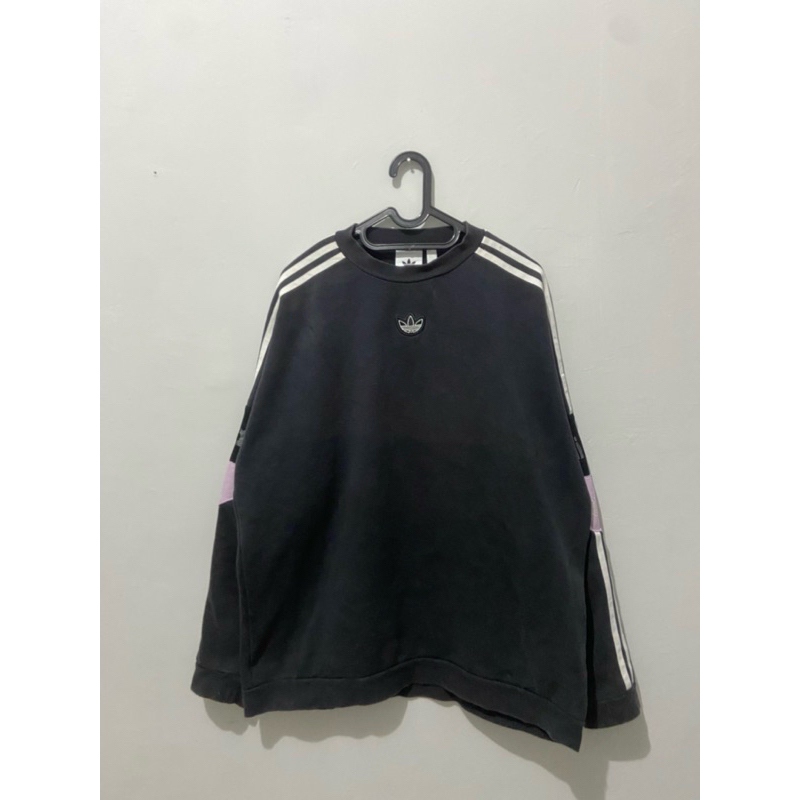 crewneck adidas mini center second