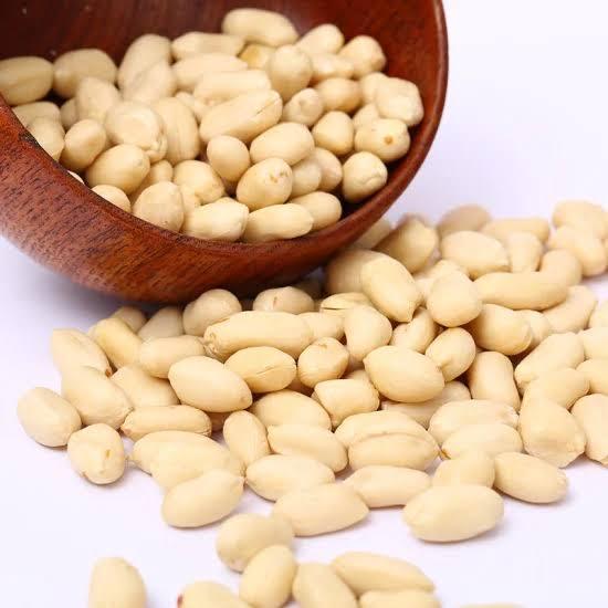 

Paket 1 ball Kacang Tanah Kupas 350 gram (10 bungkus x 350 gram)