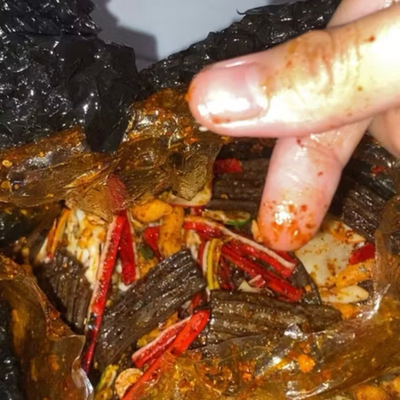 

TERMURAH 1 Kg seblak kering pedas daun jeruk termurah