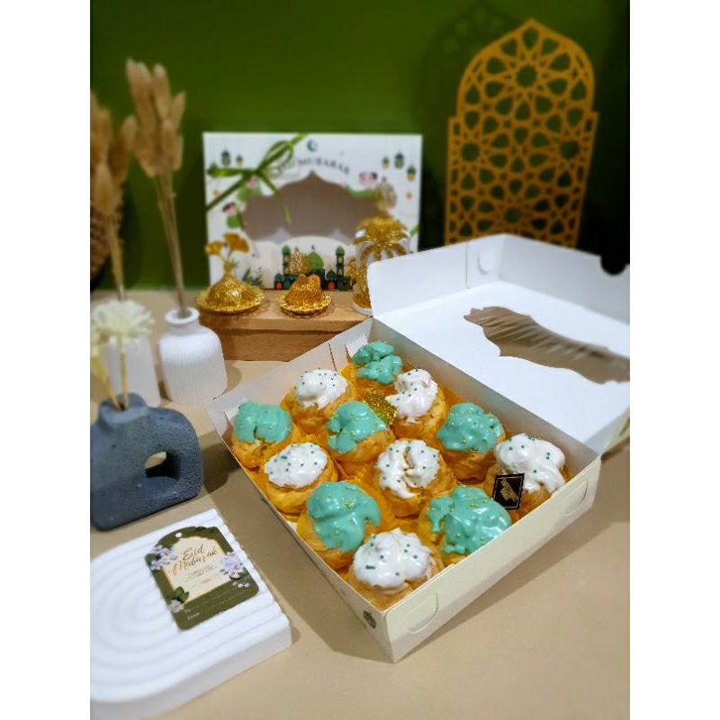 

hampers lebaran kue soes sus