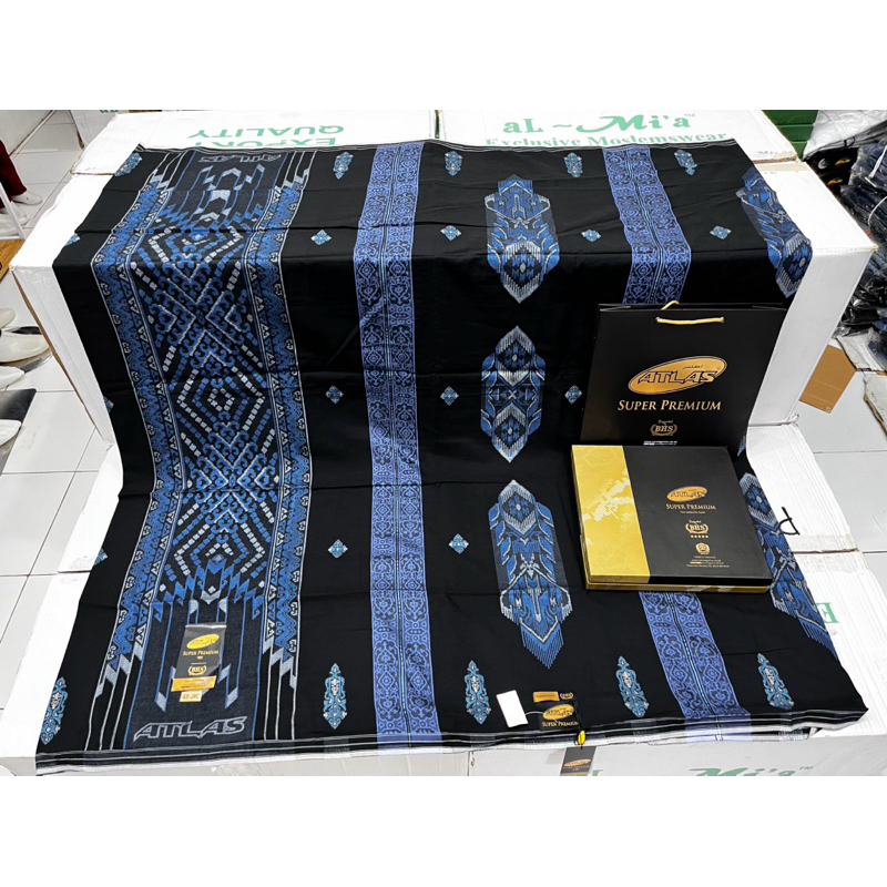Sarung Atlas Super Premium 980 GOLD motif BHS - Sarung Atlas Premium BHS - Sarung Hitam super premiu