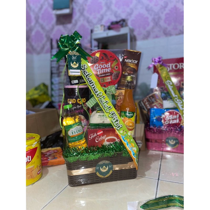 

Parcel Lebaran custom 2025