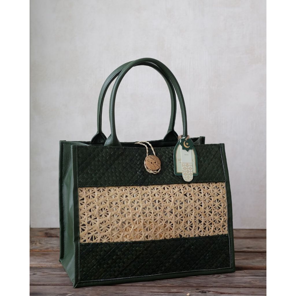 

[LEBARAN EDITION] Special Tas Hampers