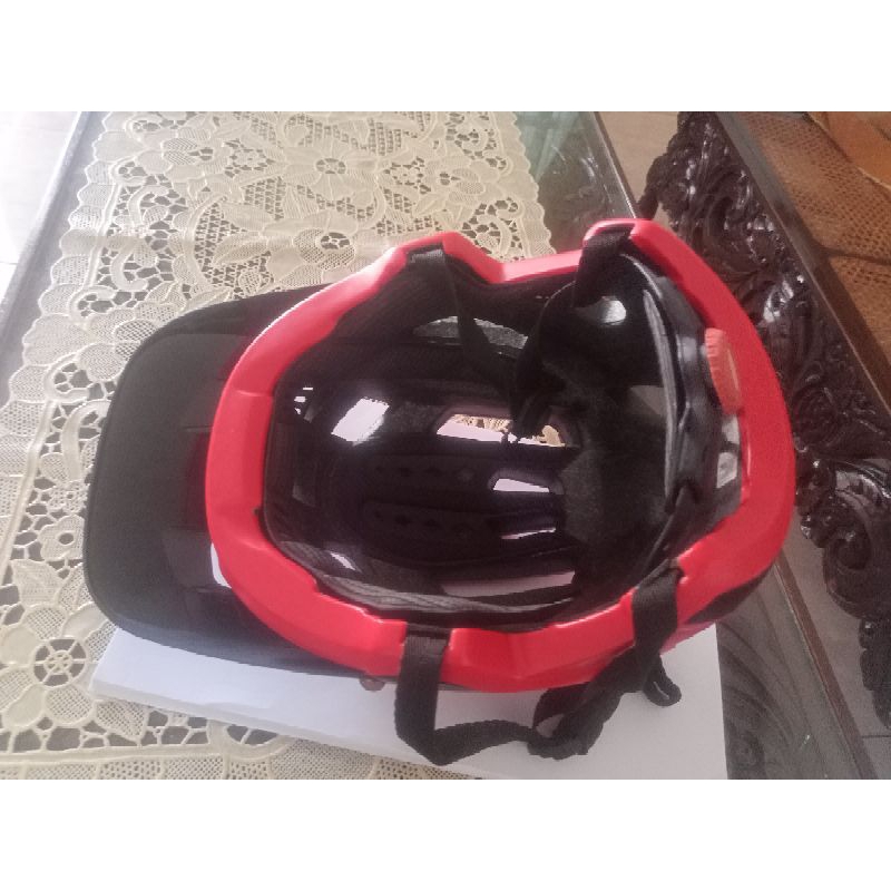 helm sepeda mtb bekas