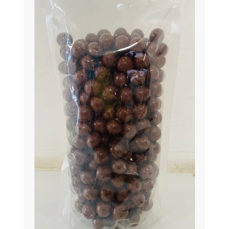 

Cho Cho Ball Crunchy & Delicious Biskuit Lapis Coklat 500gr | Cemilan Murah Makassar