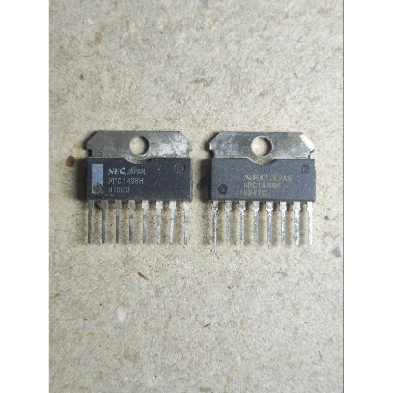 IC UPC 1498 ORI (JAPAN)