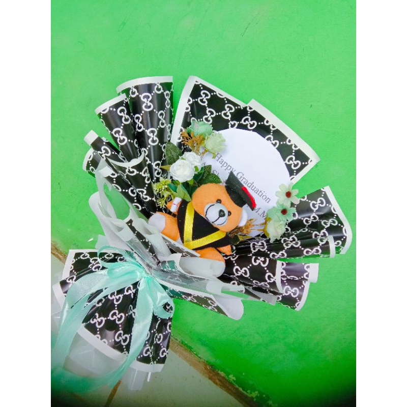 buket boneka nama wisuda