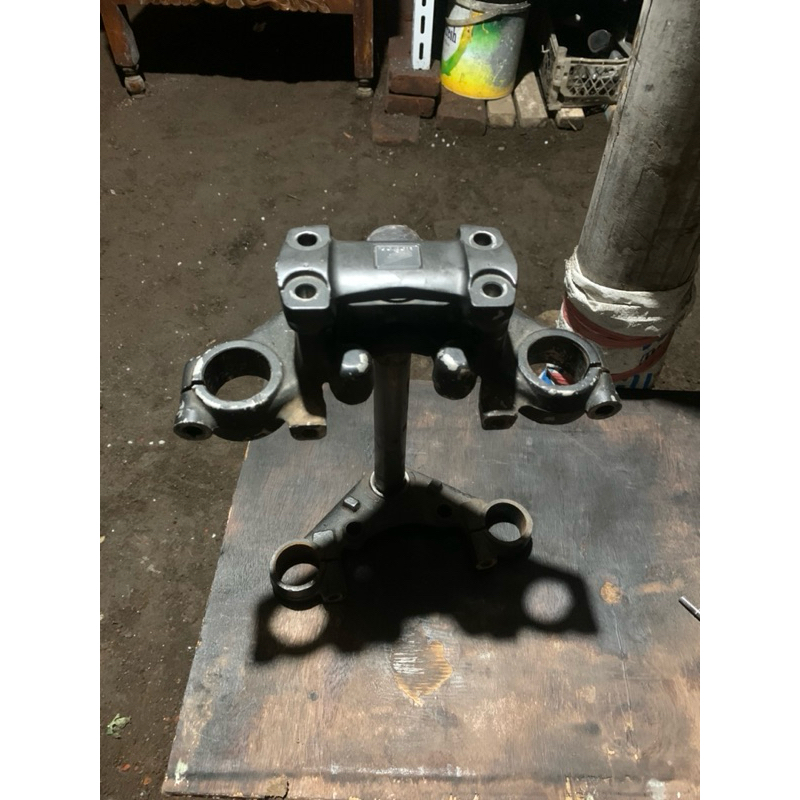 T skok depan atas bawah gl original