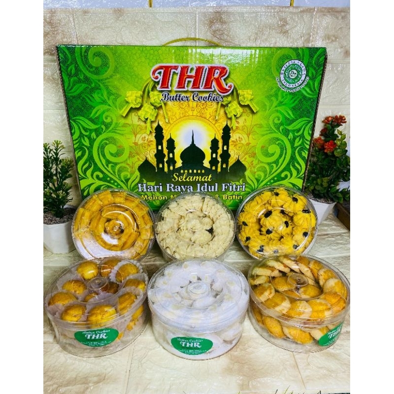 

PAKET KUE PREMIUM KUE HAMPERS IDUL FITRI ISI 6 TOPLES