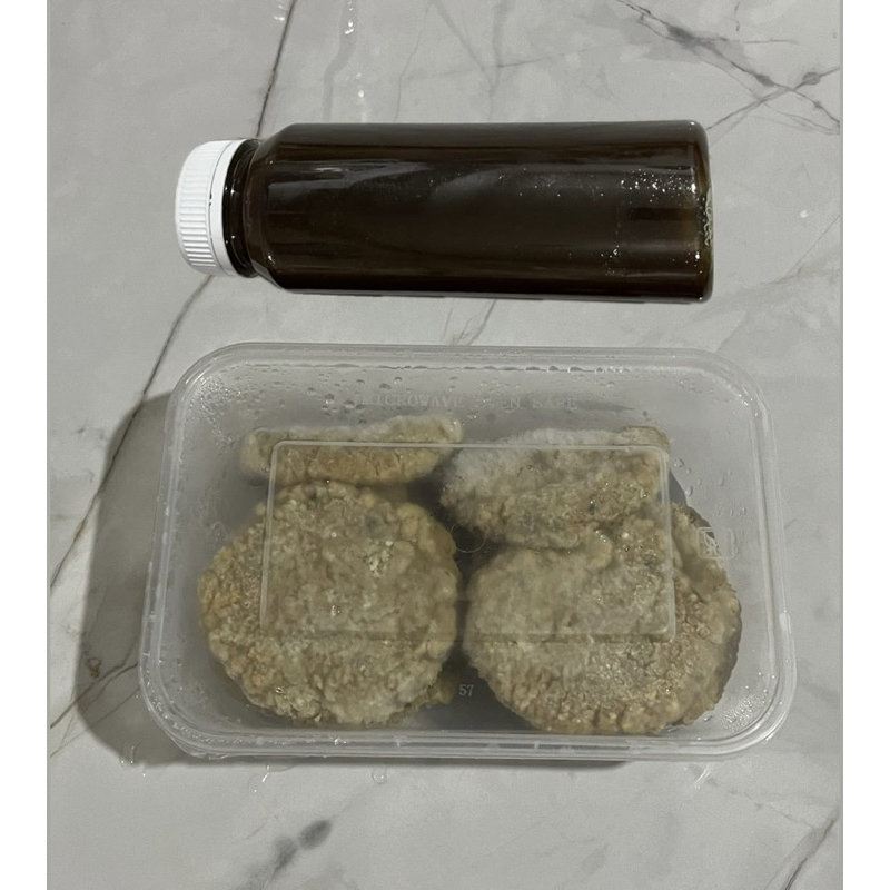 

Pempek kulit 1 Pack (10pcs) include cuko 250ml