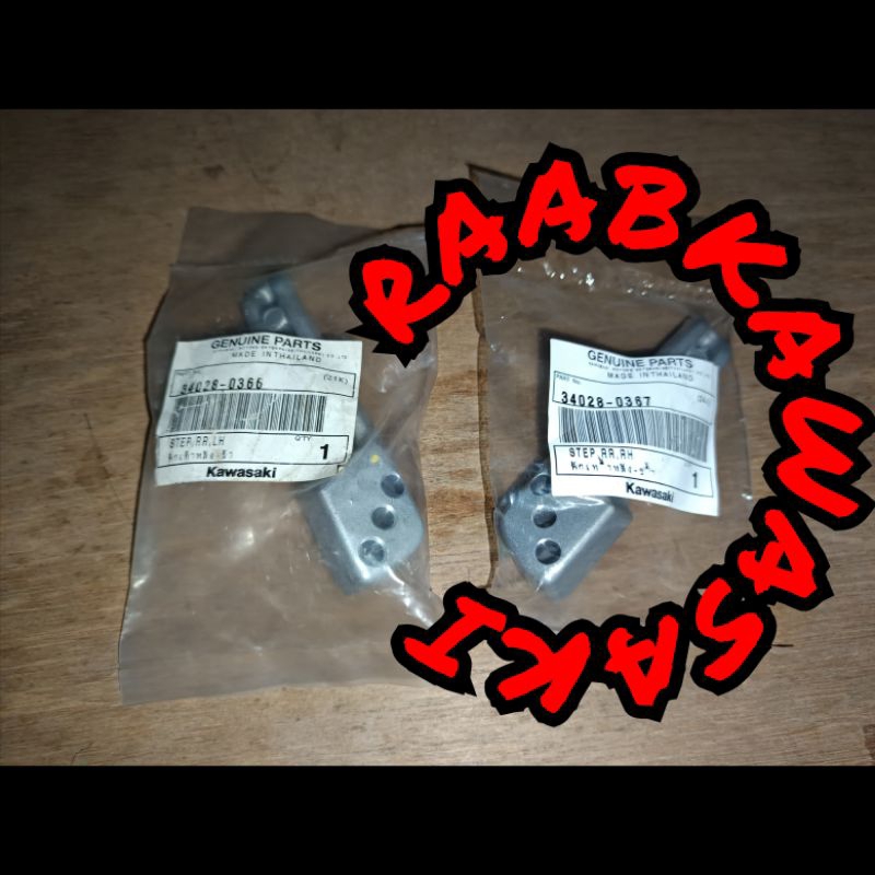 footstep injekan kaki belakang set ninja 250 fi new original kawasaki