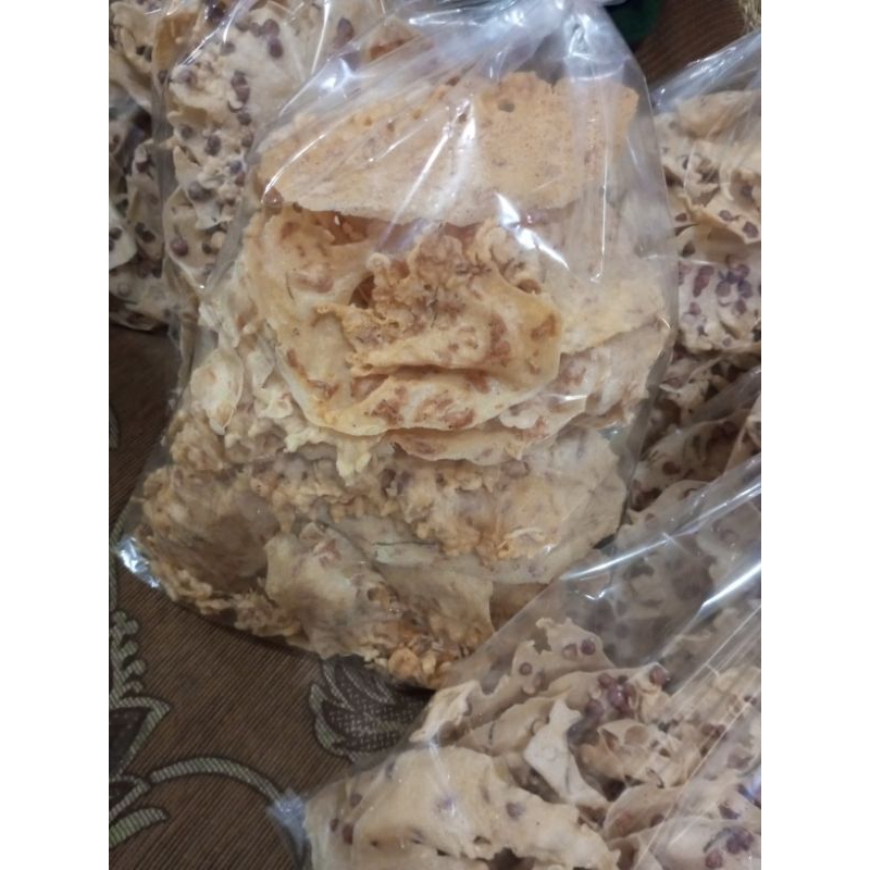 

peyek mix 3 ( kacang tanah,kacang hijau,udang rebon ) 400g