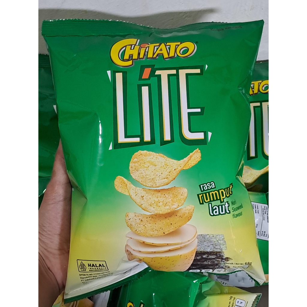 

CHITATO LITE KERIPIK KENTANG RASA RUMPUT LAUT