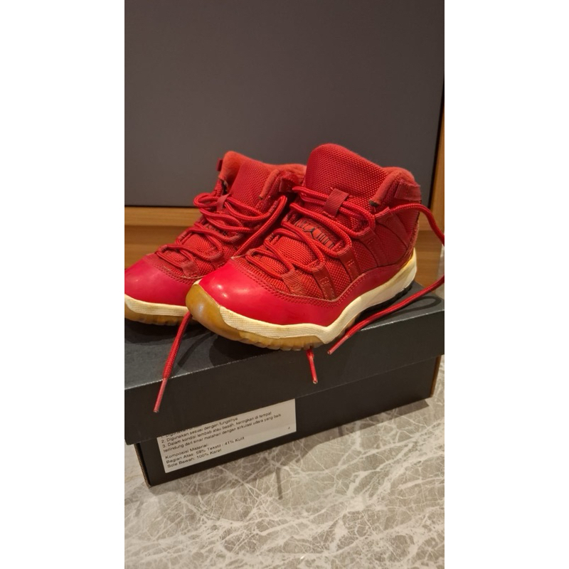 Preloved Sepatu Jordan Anak