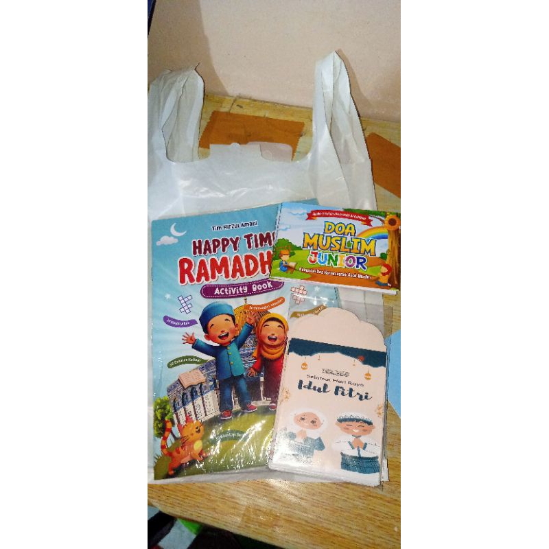 

Amplop Lebaran Uang dilipat 1x