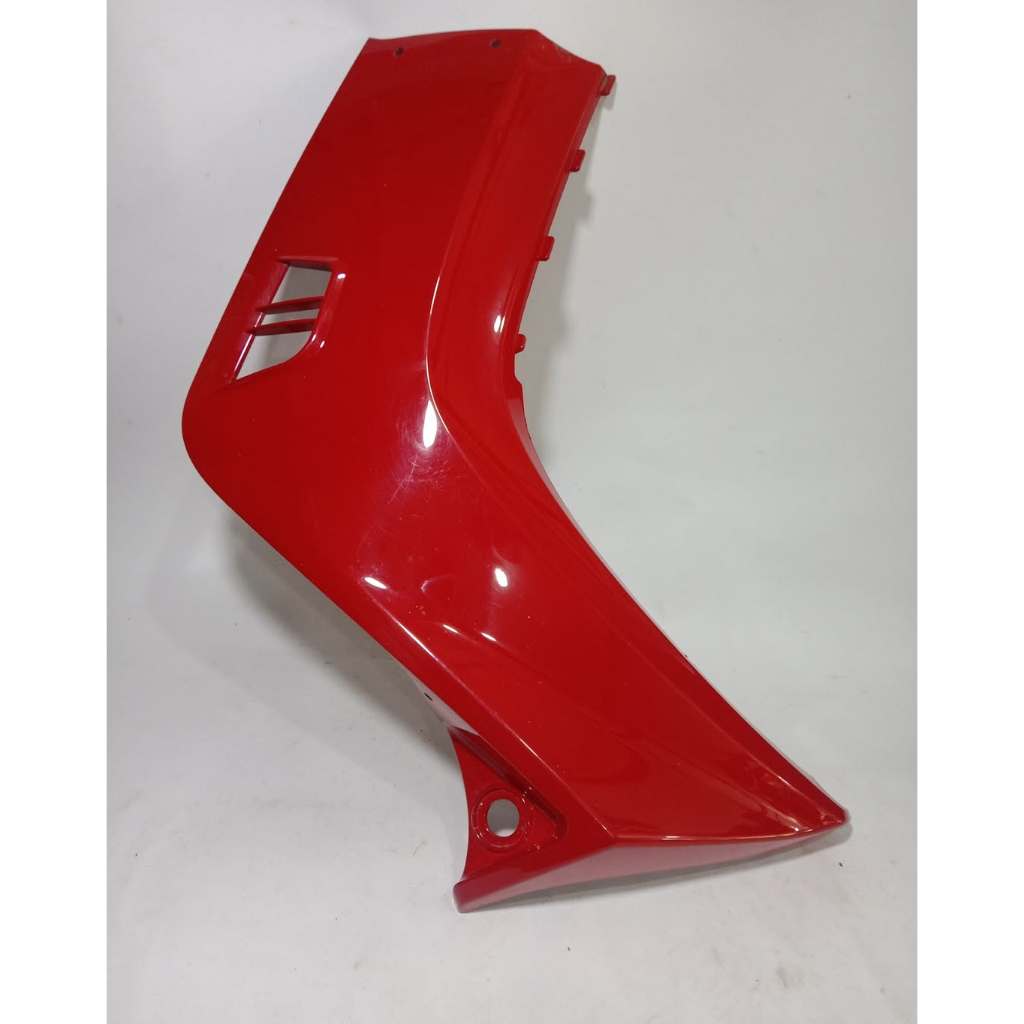 Leg Shield Sayap Kanan Warna Merah (Deep Red Metallic K) Jupiter MX 1S7-F8312-00-P4