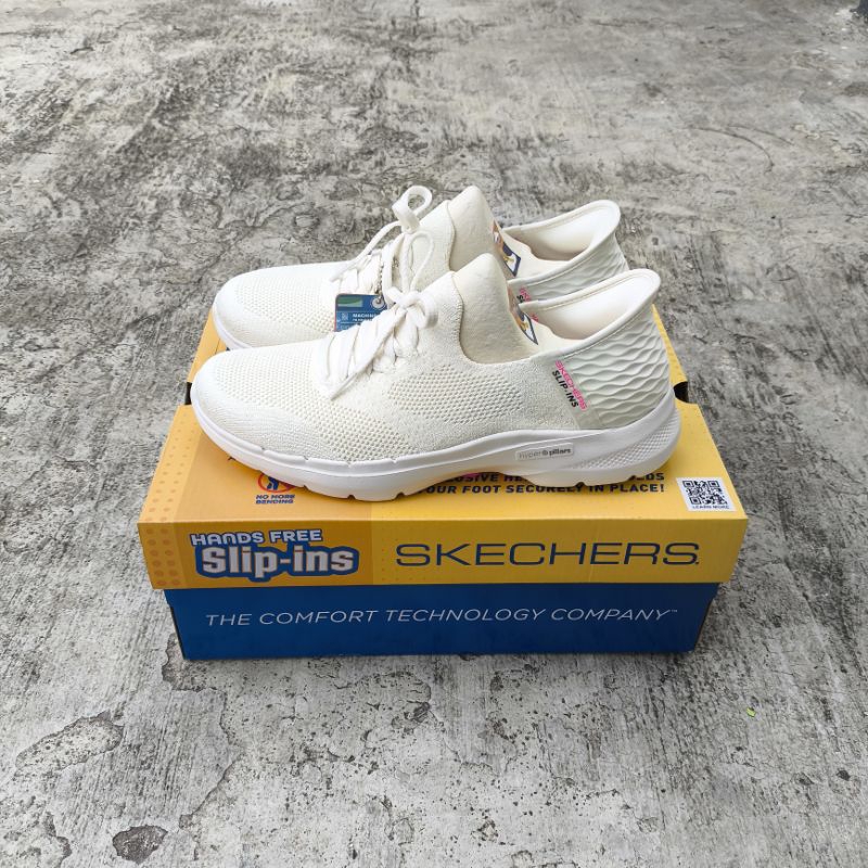 Sepatu Sneakers Wanita SKECHERS SLIP INS GO WALK 6 ORIGINAL - 124568/OFWT