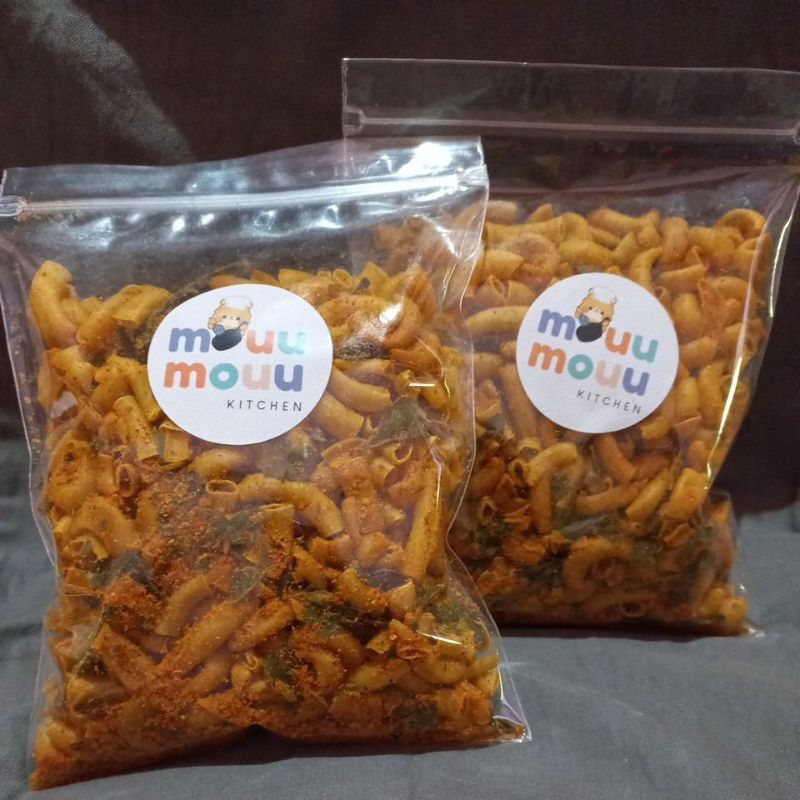 

Makaroni Pipa Kriuk _ Rasa Pedas Daun Jeruk 200gr