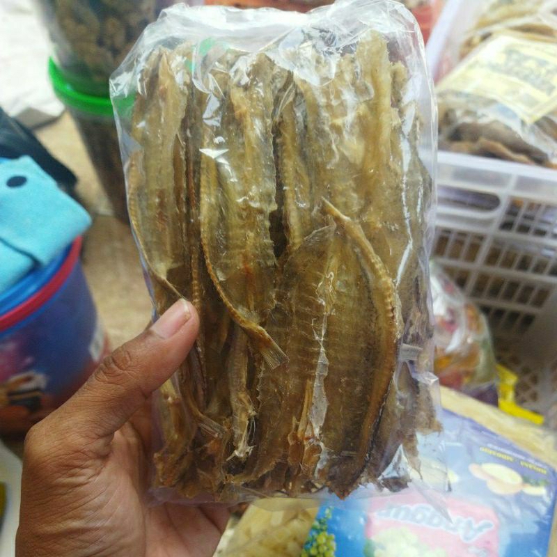 

ikan kering enak hemat aman dikonsumsi