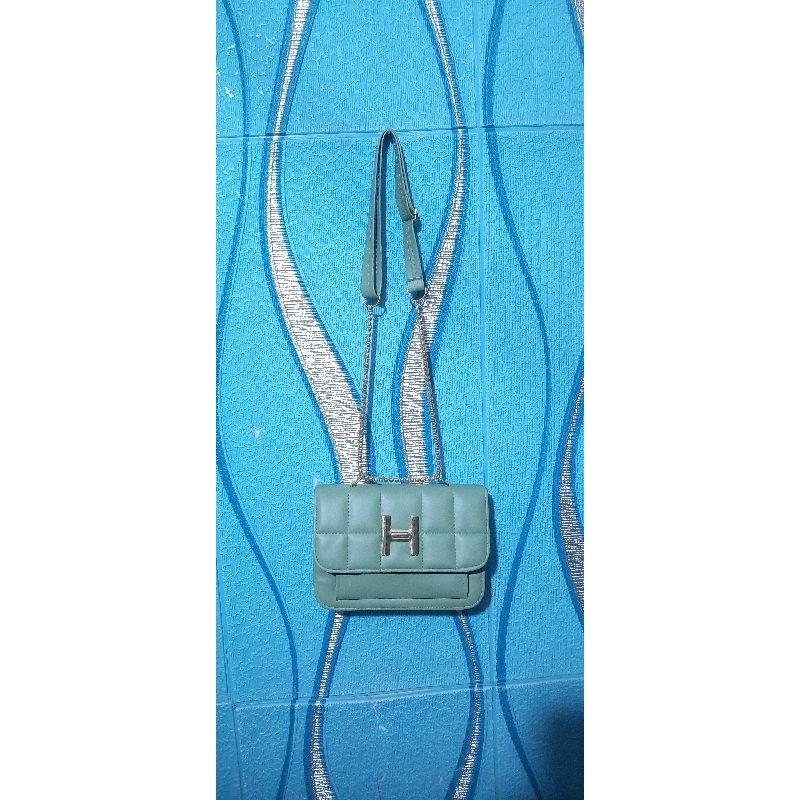 sling bag wanita / tas selempang wanita warna mint tali rantai free kuku palsu 1 set dengan lem