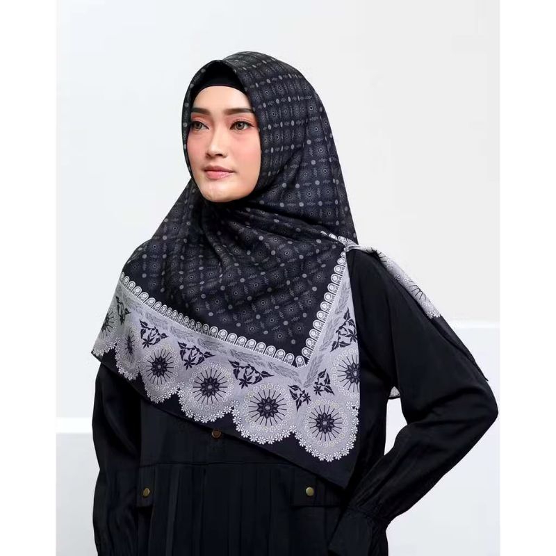 Krd Segi Empat Motif Tetra Ghadia AN3