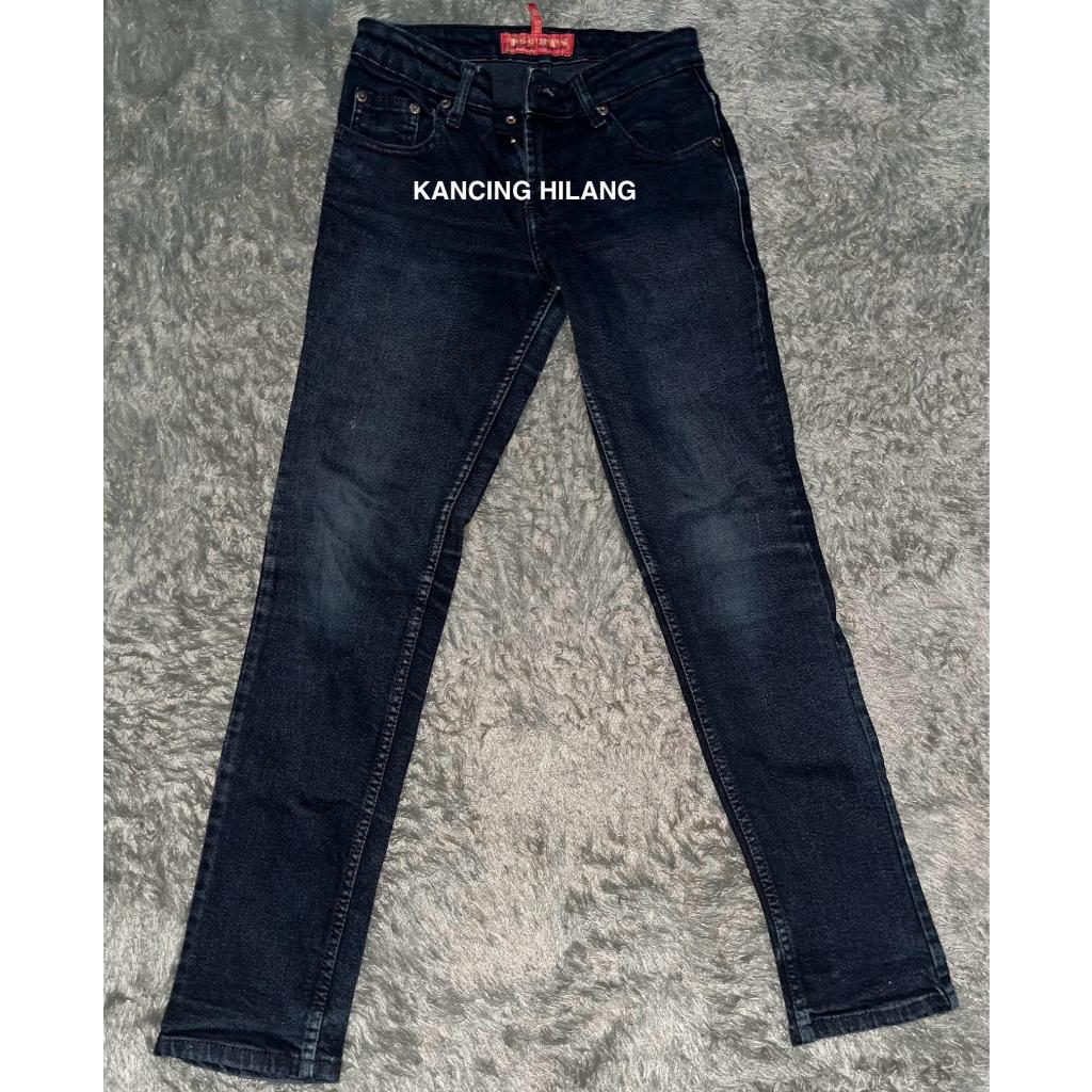 PRELOVED DGS JEANS SMALL SIZE MINUS KANCING HILANG