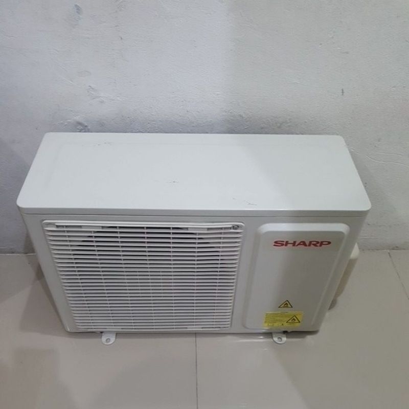 Second Ac Outdoor Sharp 1/2pk ( Dingin)